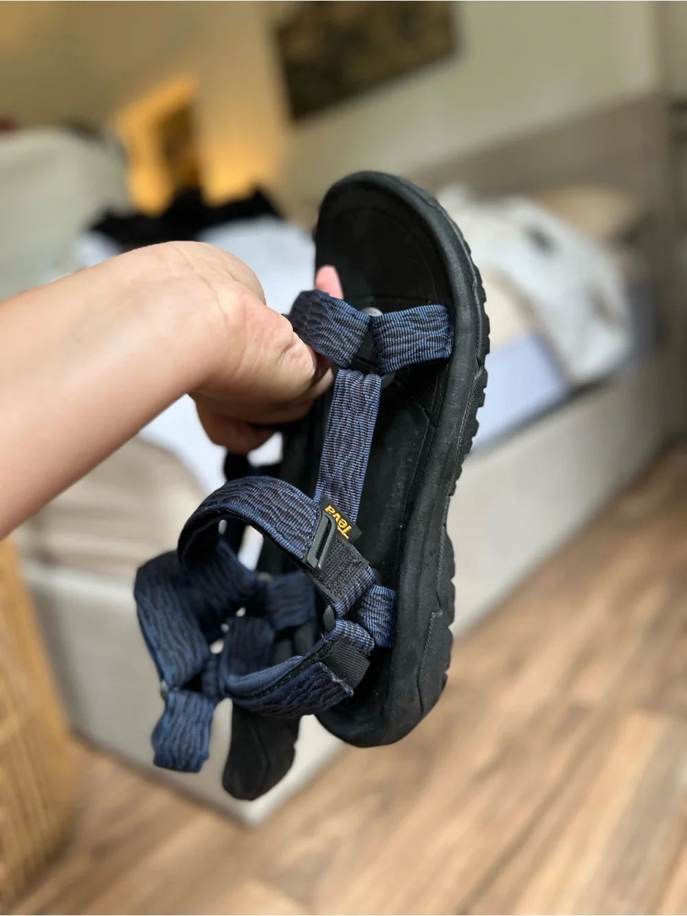 Men’s Teva Hurricane XLT 2 Sandal Size 11